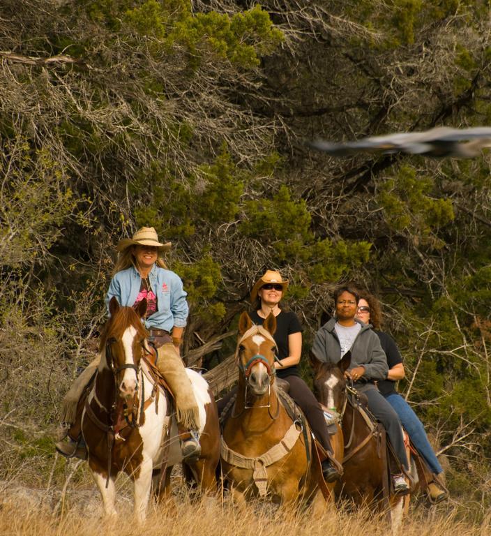 Flying L Ranch Resort & Golf Course Bandera Bagian luar foto